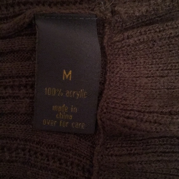 Outback Red Cardigan and long sleeve tshirt - Picture 6 of 7